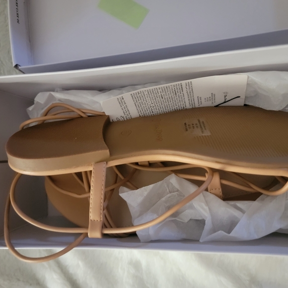 Tan Strappy Sandals Sz 9.5 - Picture 3 of 4